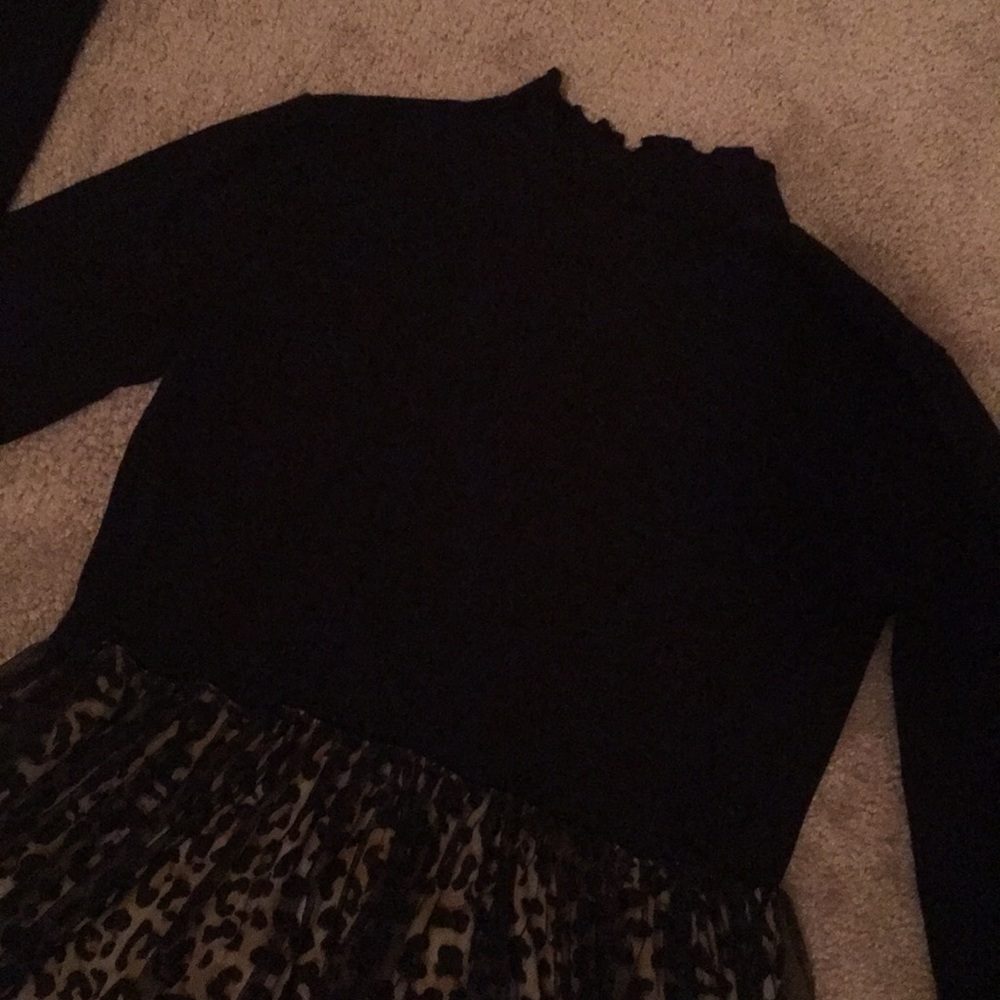 Dress - Picture 3 of 3